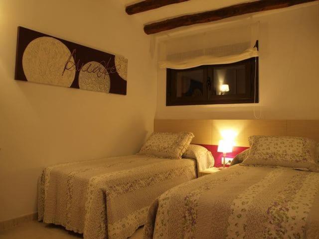 Apartamentos Berdiel Casbas de Huesca Kültér fotó